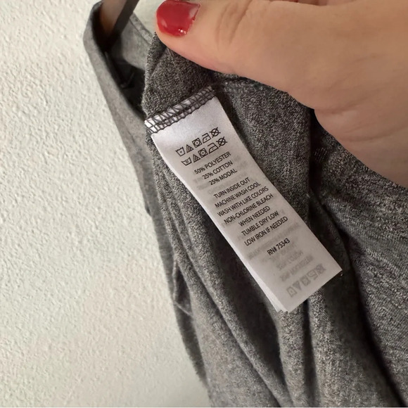 Artisan NY Keyhole Back Long Sleeve Heather Gray Top Modern Chic Small - Picture 7 of 11